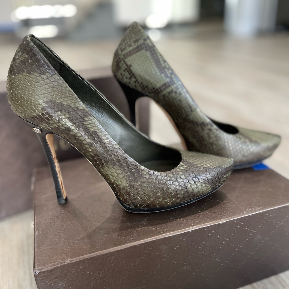 Gucci Python Heels - Picture 2 of 4